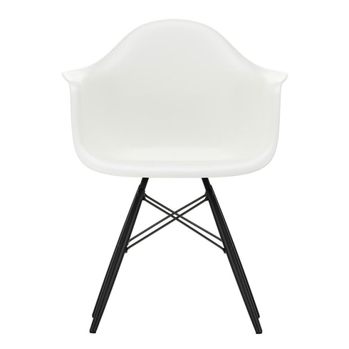 Cadeira de Braços Plástica Eames DAW / Base Ácer Preto